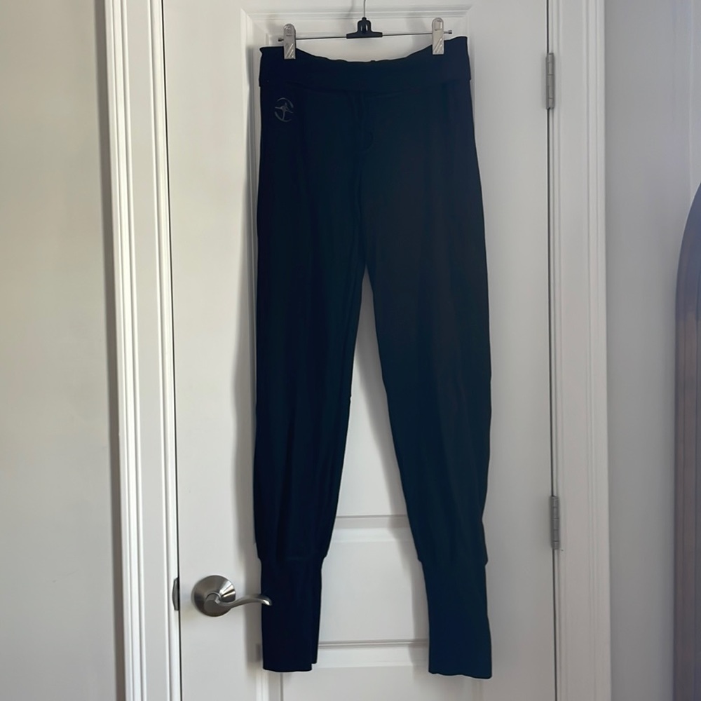Wear Moi ballet warm up pants/joggers
